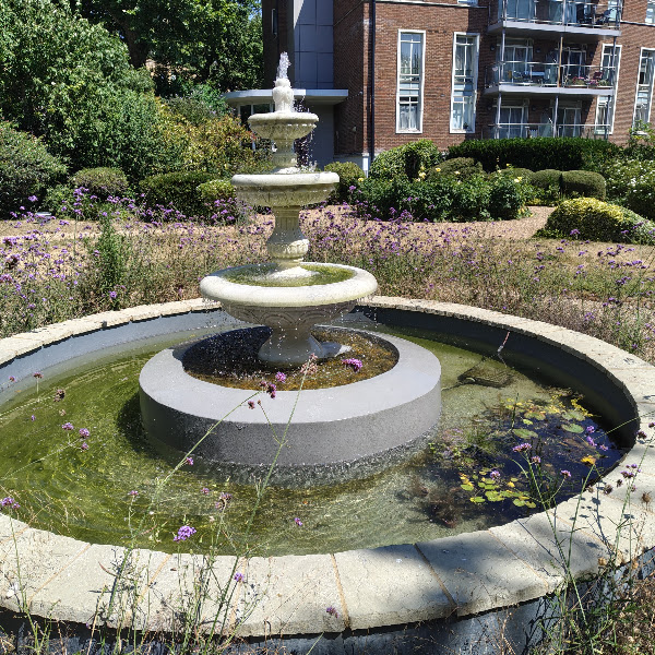 The fountain on the 11th