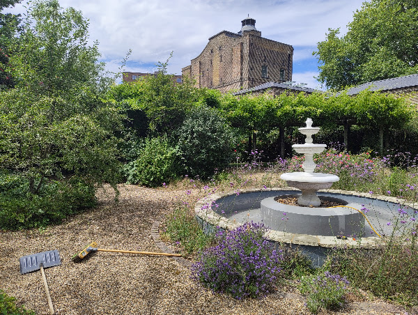 The communal fountain, emptied and scrubbed